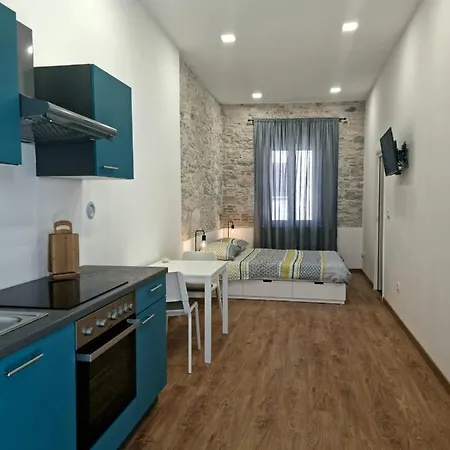 Central Studio Apartment Pula Extérieur photo