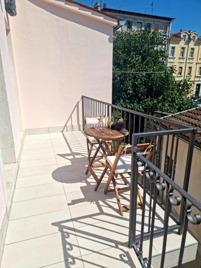 Appartement Central Studio Apartment